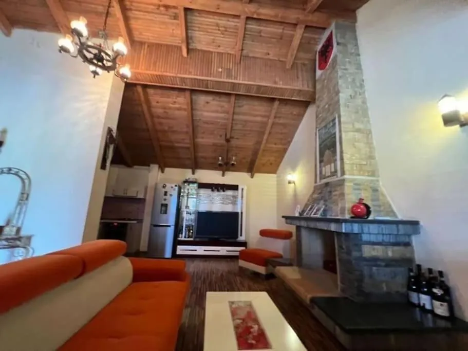 Villa Ymeri Tirana Albanien